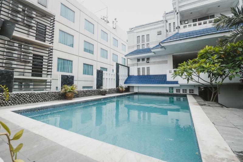 Reddoorz Premium @ Thamrin Kebon Sirih Hotel Jakarta Buitenkant foto