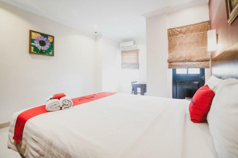 Reddoorz Premium @ Thamrin Kebon Sirih Hotel Jakarta Buitenkant foto
